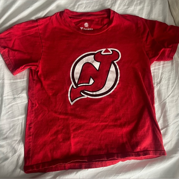 Small Devils Nico Hischier t shirt - Picture 1 of 5